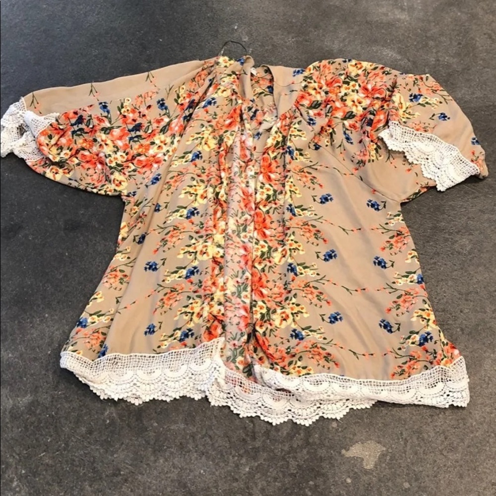 Umgee floral kimono s/m